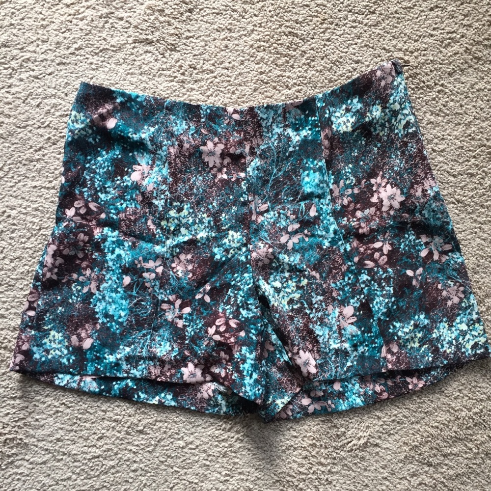 H&M High Waist Shorts Size 10 Blue Pink 5" Inseam